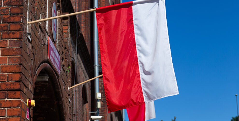 2 maja, Dzień Flagi Rzeczypospolitej Polskiej. Wywieś flagę!