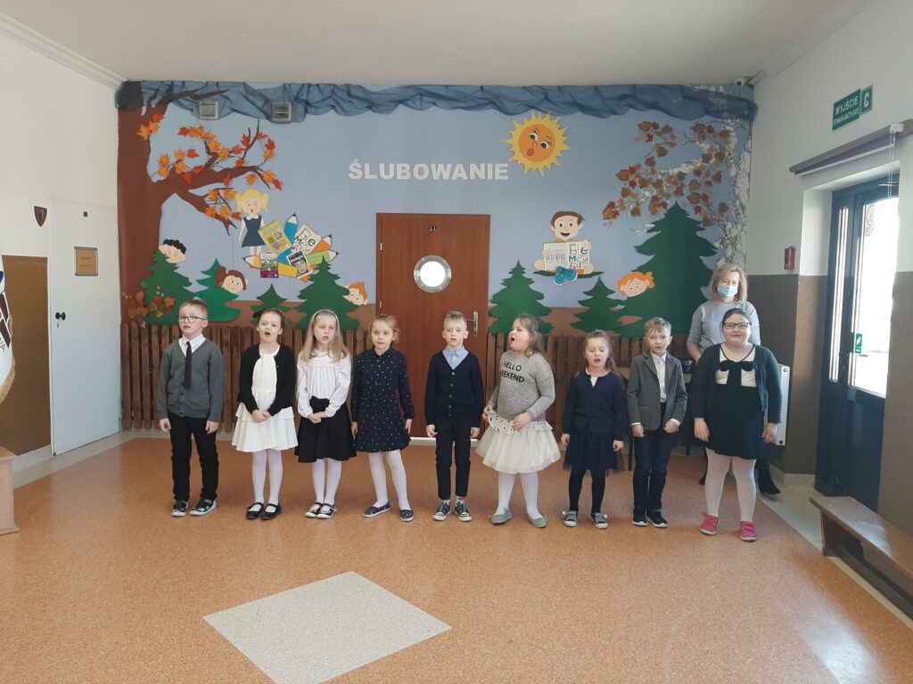 Uroczyste ślubowanie uczniów klasy I