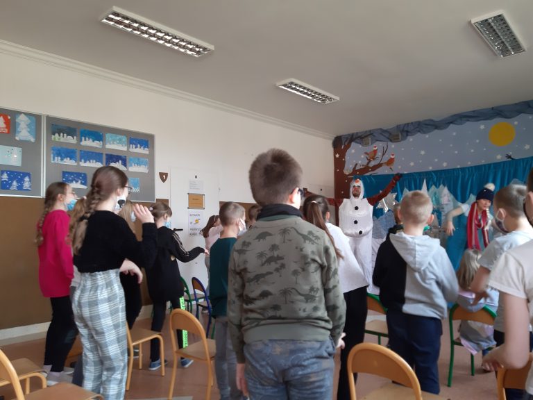 Spektakl “Elsa w krainie lodu”
