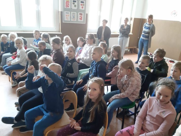 Spektakle profilaktyczne w naszej szkole