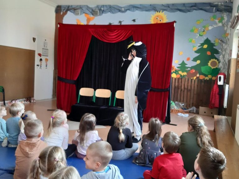Spektakle profilaktyczne w naszej szkole
