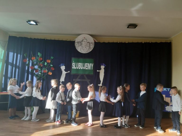 Uroczystość pasowania na ucznia