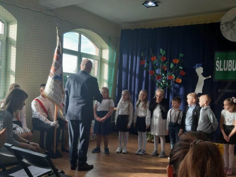 Uroczystość pasowania na ucznia