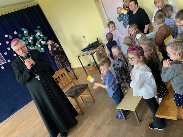 Wizyta Księdza Biskupa 