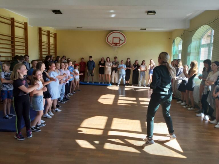 Taneczne zajęcia pokazowe
