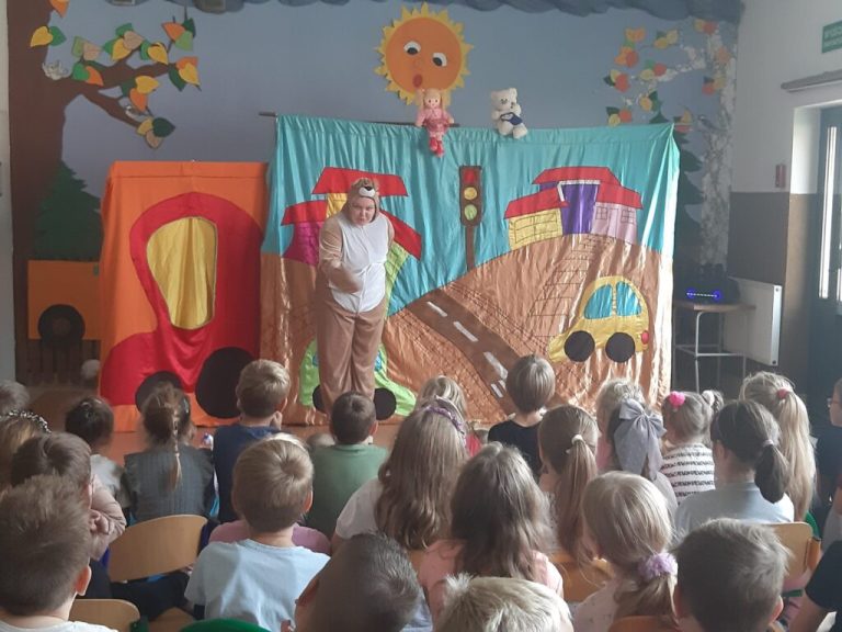 Miś w Krainie Bezpieczeństwa