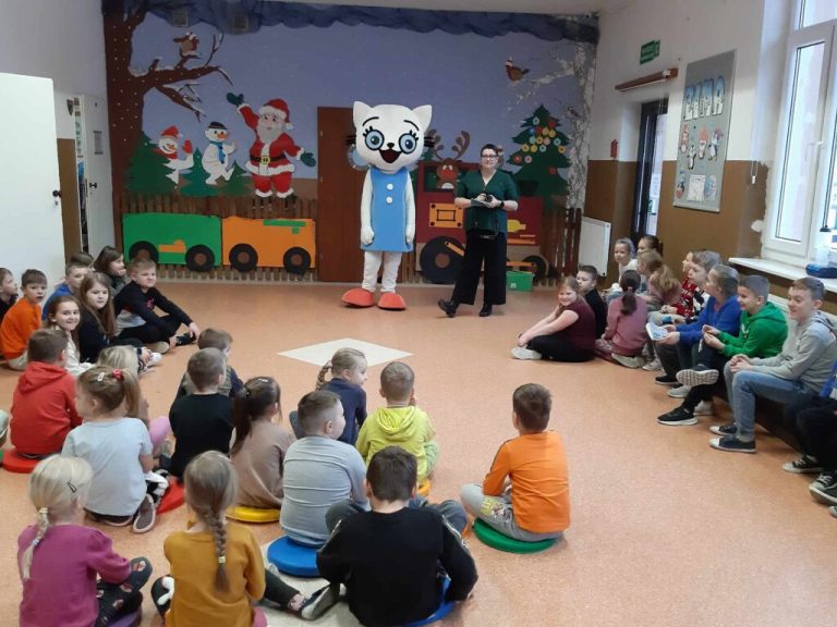 Odwiedziny Kici Koci
